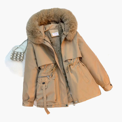 Women's winter jacket with hood and detachable faux fur collar – fashionable outdoor parka for cold days