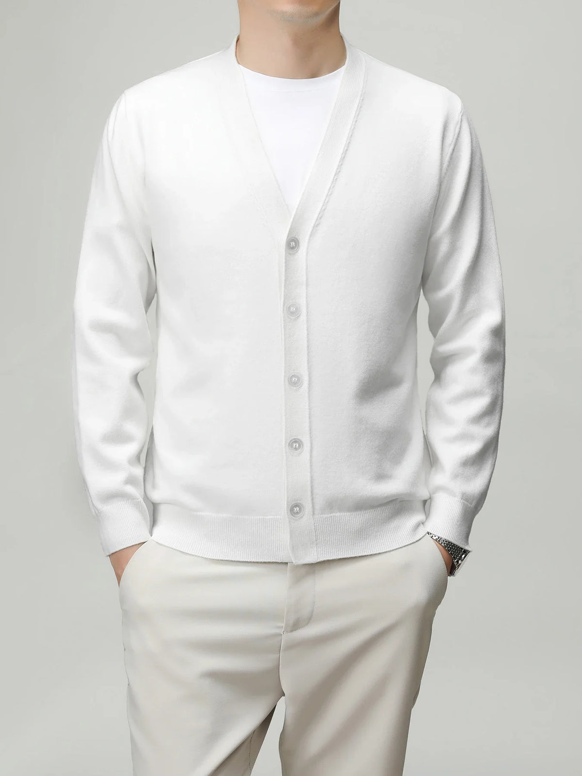 Men's V-neck cardigan with button placket, plain