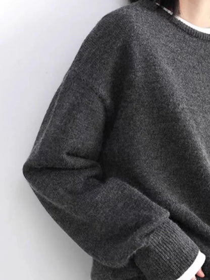 Unisex dark gray crew-neck long-sleeve sweater