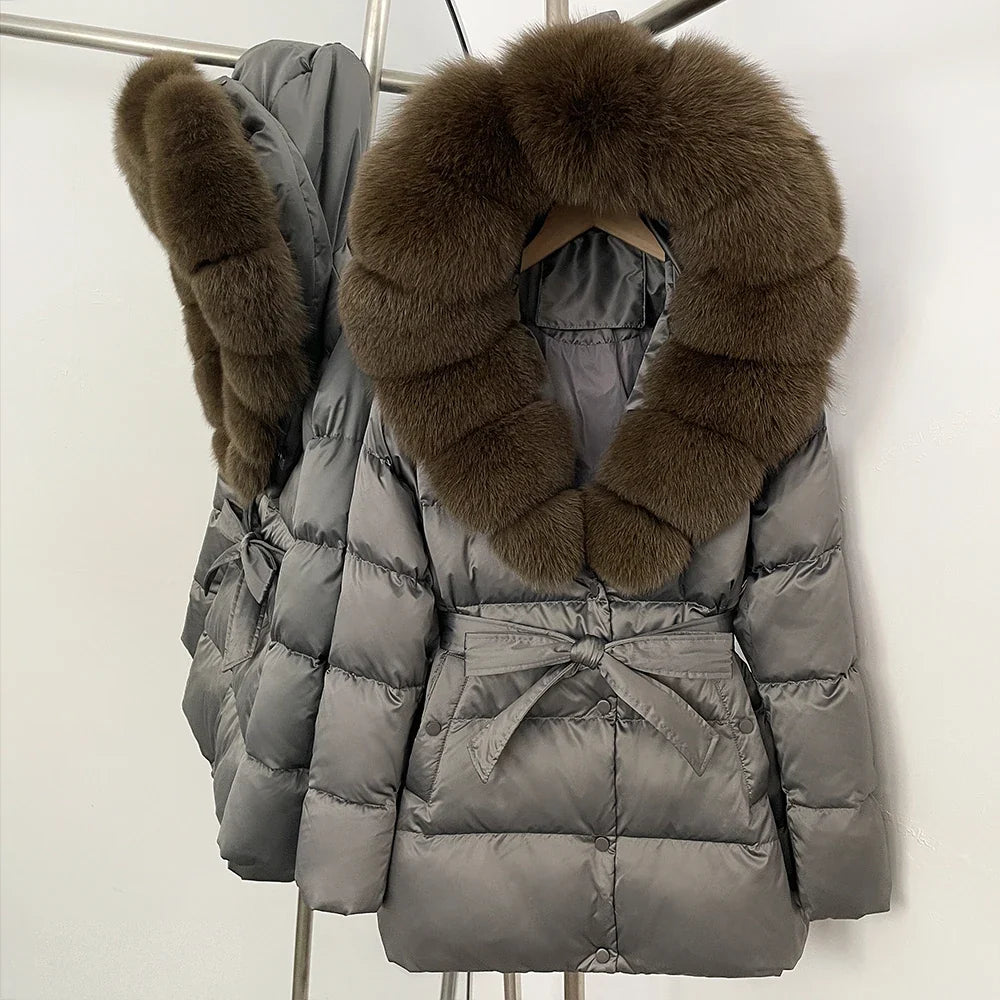 Damen Daunenjacke mit Kapuze, Pelzbesatz und Gürtel