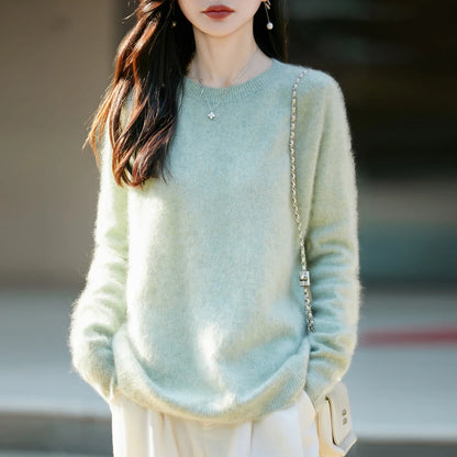 Women's soft fine-knit crew-neck long-sleeve sweater