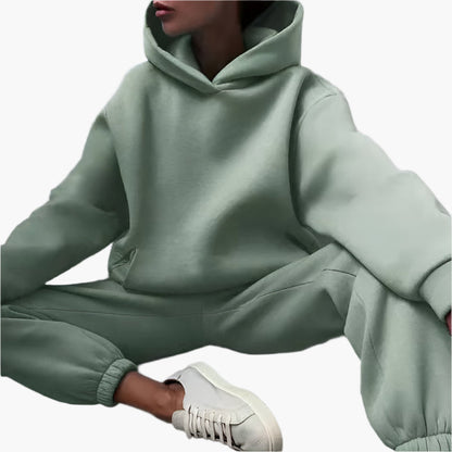 Women's Oversize Jogging Suit Set Hoodie & Jogging Pants – Comfortable Casual Look for Home and On the Go