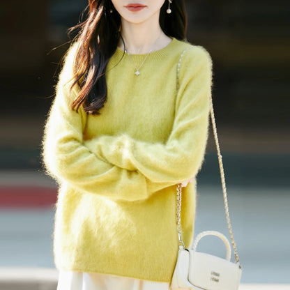 Women's soft fine-knit crew-neck long-sleeve sweater