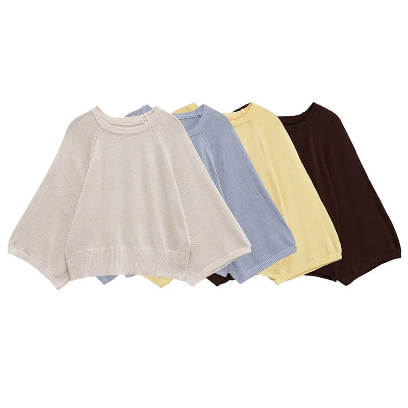 Women's Oversized Batwing-Sleeve Crew Neck Knit Sweater Cream