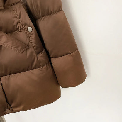 Damen Daunenjacke mit Kapuze, Pelzbesatz und Gürtel