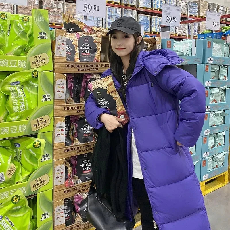 Langer Steppmantel Damen mit Kapuze in Lila Warm gefütterte Winterjacke
