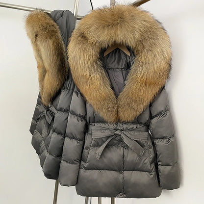 Damen Daunenjacke mit Kapuze, Pelzbesatz und Gürtel