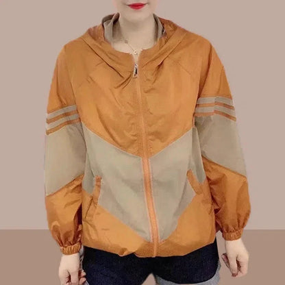 Women's two-tone hooded jacket with zipper