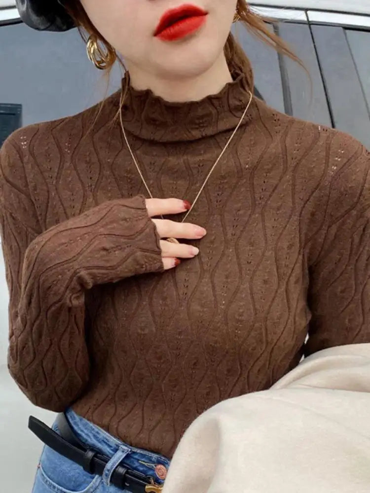 Women's stand-up collar long-sleeved fine-knit sweater with wave pattern
