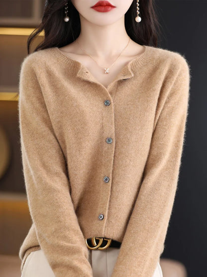 Women's crew-neck knitted cardigan with button placket, long-sleeve