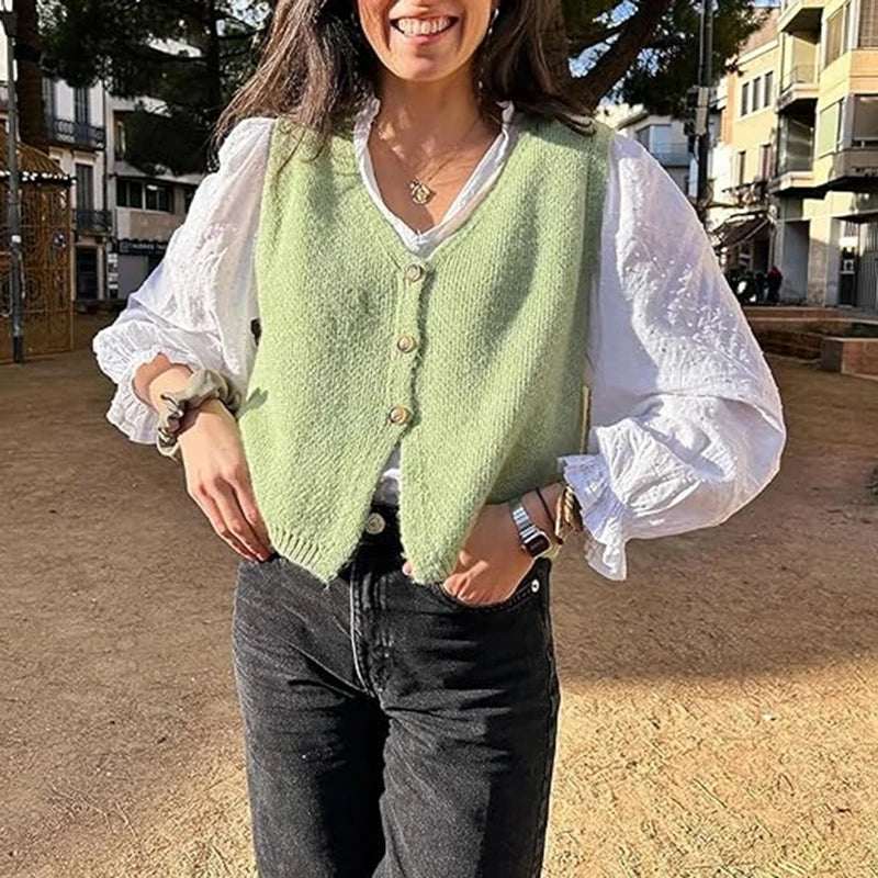 Women's knitted vest with V-neck and buttons