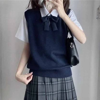 Women's knitted vest V-neck sleeveless ribbed hem