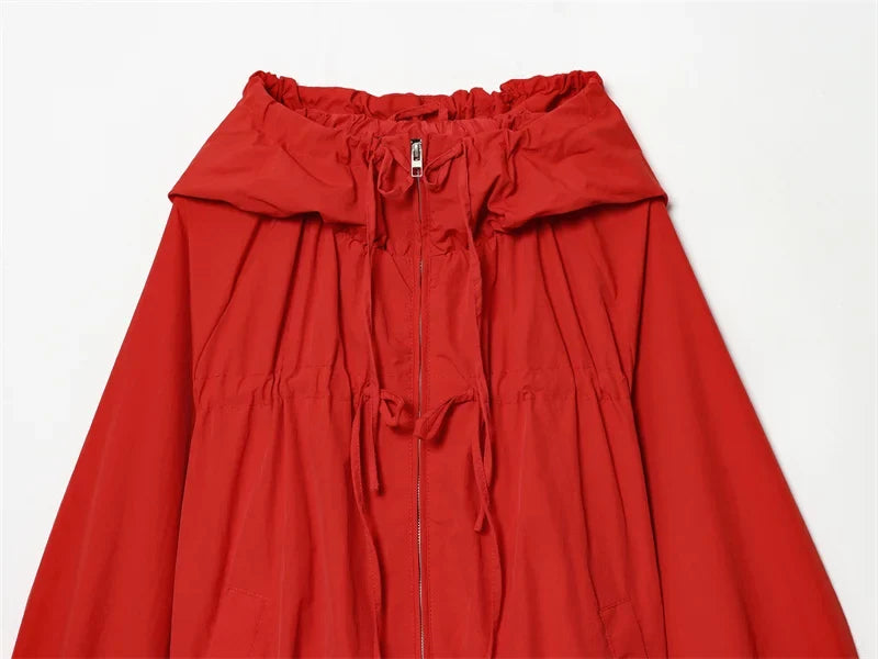 Short women's jacket with hood and drawstring, red