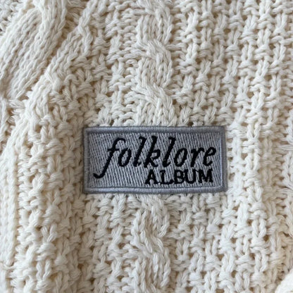 Strickjacke Damen V-Ausschnitt Zopfmuster Sterne Crèmeweiß