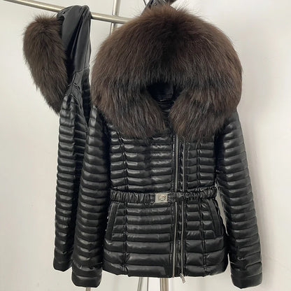 Damen Winterjacke Schwarz gesteppt mit Pelzkragen und Gürtel