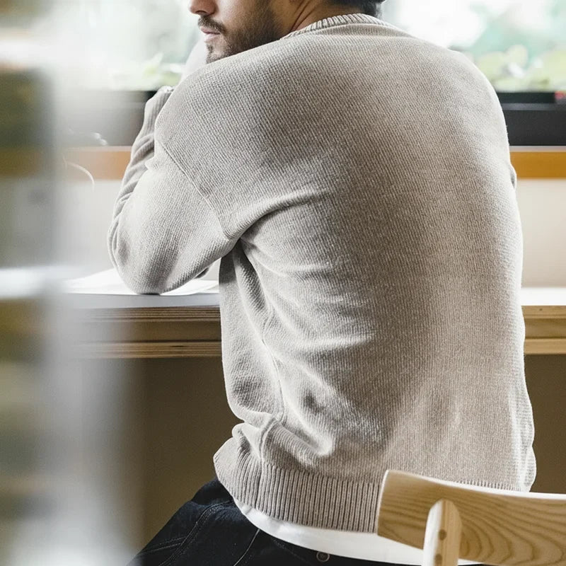 Men's pullover crew neck fine knit marled