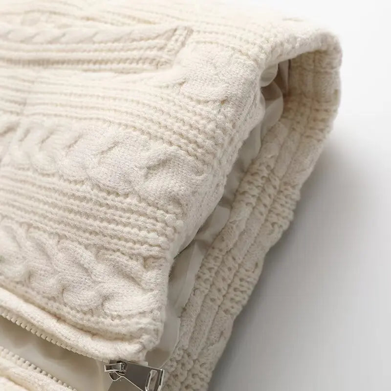 Quilted Knitted Vest for Women with Stand-Up Collar and Zipper