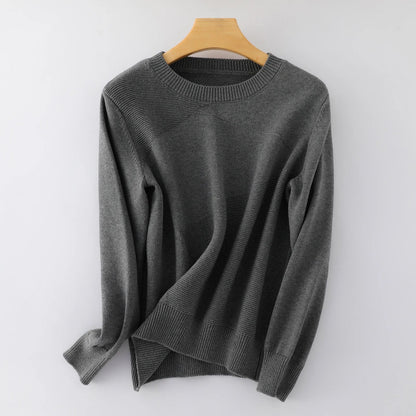 Women's crew-neck long-sleeve sweater with a textured pattern in green
