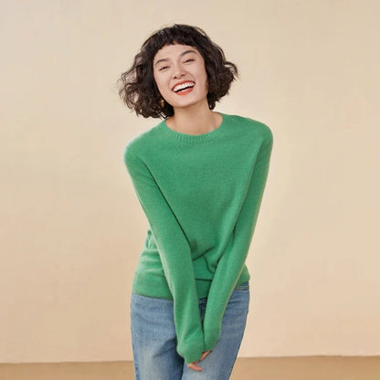 Women's crew-neck sweater, long sleeves, soft material