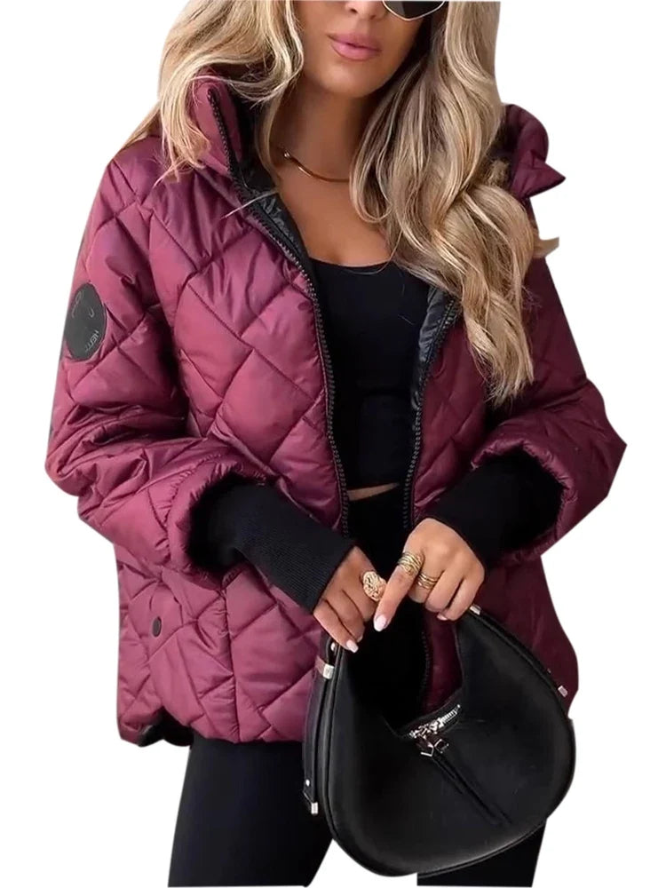Women's short hooded quilted jacket with diamond pattern and zipper