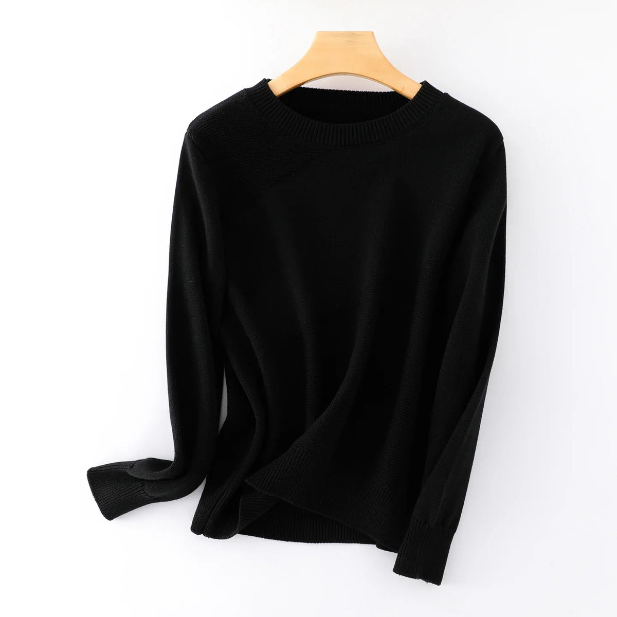Women's crew-neck long-sleeve sweater with a textured pattern in green