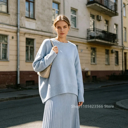 Women's oversized knit sweater, crew neck, loose fit