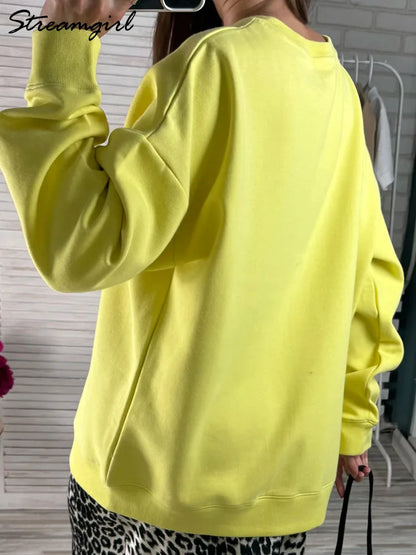 Unisex Basic Crew-Neck Long-Sleeve Sweatshirt Pullover in Various Colors