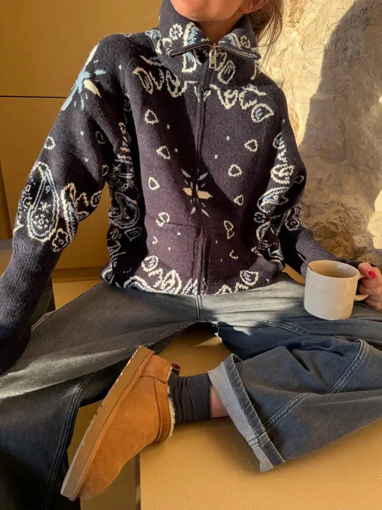 Women's knitted cardigan with a zipper, high collar, and bandana pattern