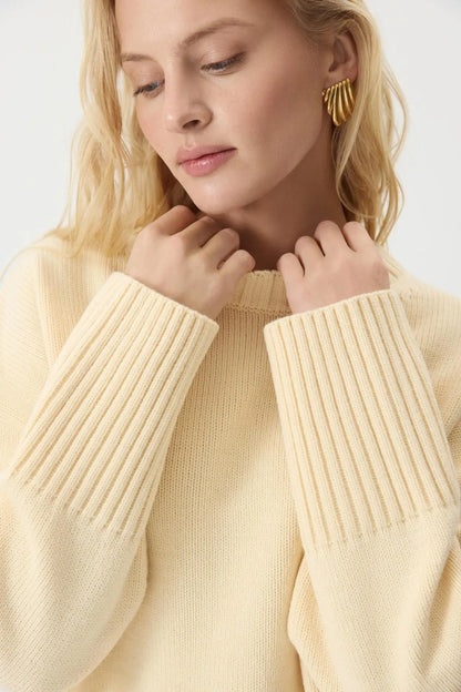 Women's oversized sweater, crew neck, long sleeves