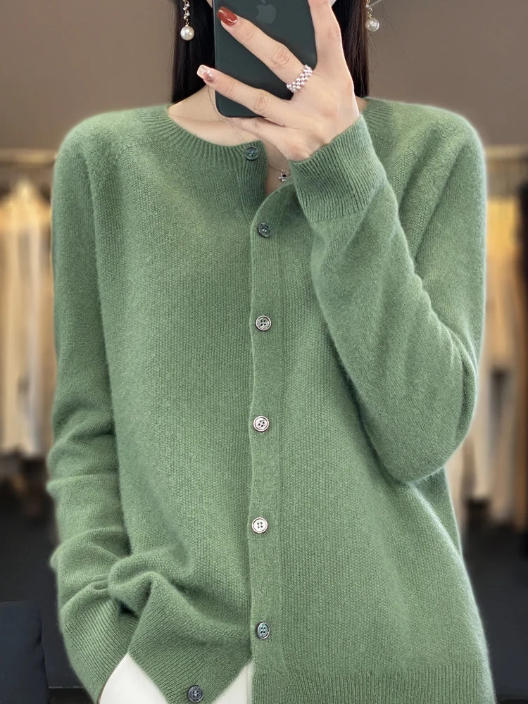 Women's crew-neck knitted cardigan with button placket, long-sleeve