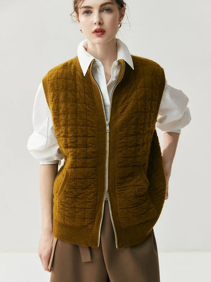 Women's quilted vest with a knit look, zipper, and stand-up collar, cream white