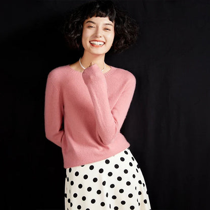 Women's crew-neck sweater, long sleeves, soft material