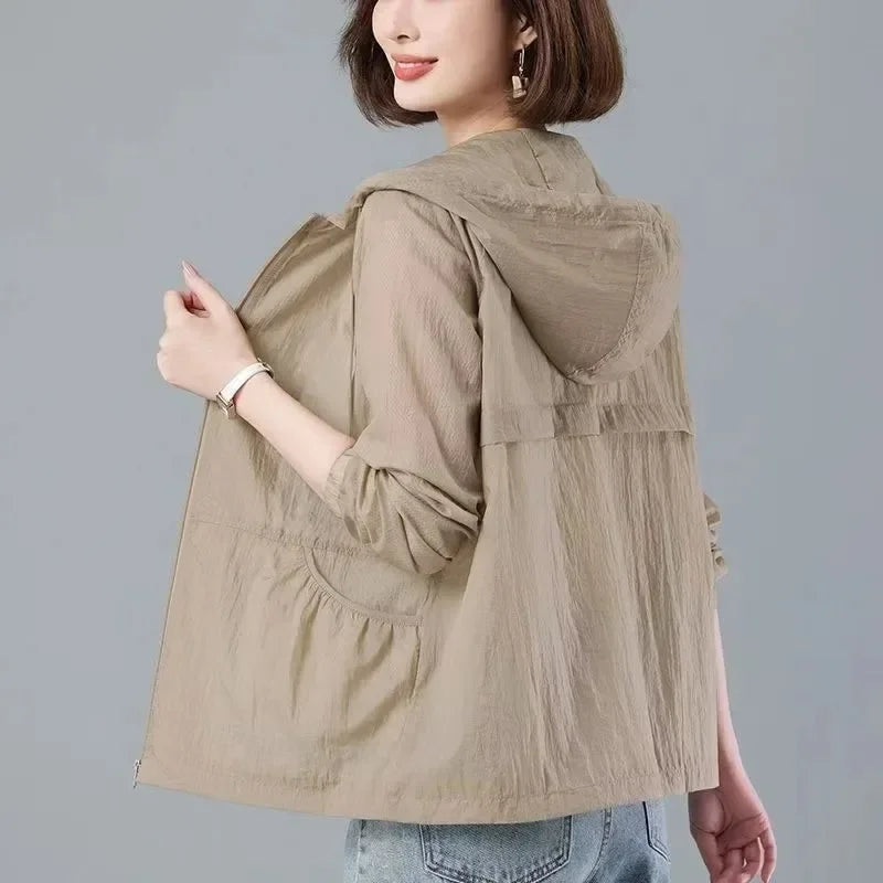 Damen Leichte Windjacke mit Kapuze – Übergangsjacke Freizeit Jacke
