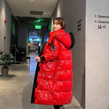 Langer glänzender Winter-Puffer-Mantel mit Kapuze Damen