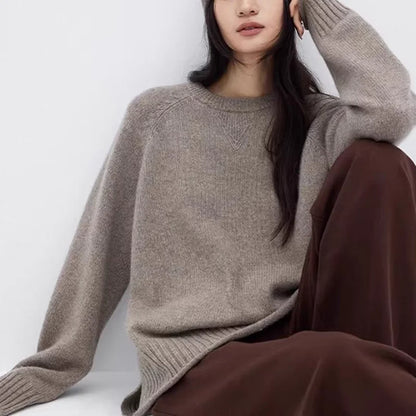 Women's Oversized Crew-Neck Long-Sleeve Knit Sweater