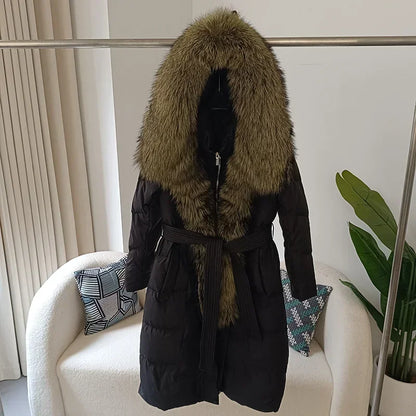 Damen Daunenmantel mit Pelzkapuze und Bindegürtel, gepolstert, lange Winterjacke