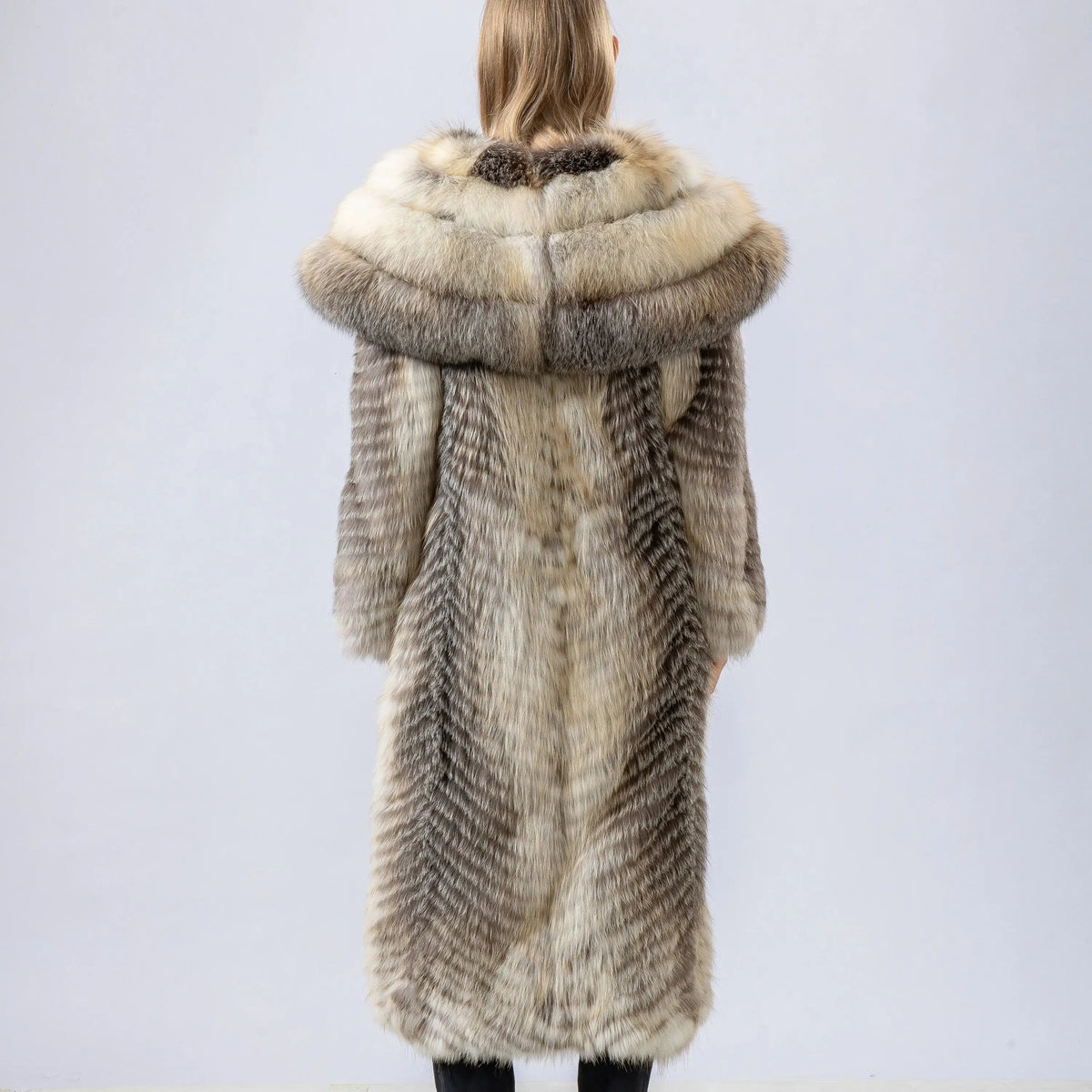 Long faux fur coat with large collar, multicolored stripes