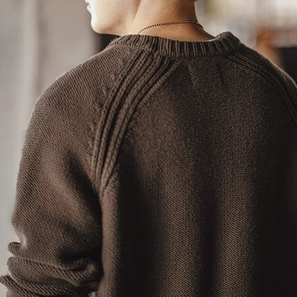 Men's brown crew-neck knitted sweater, long sleeve