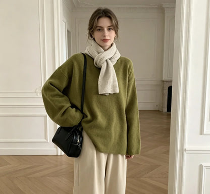 Women's oversized crew-neck long-sleeve knitted sweater