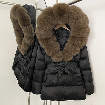 Damen Daunenjacke mit Kapuze, Pelzbesatz und Gürtel