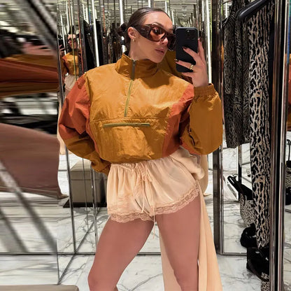 Sporty cropped pullover windbreaker jacket with zipper