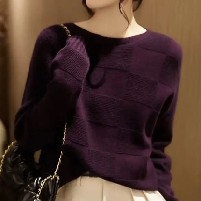 Women's purple sweater with checkered pattern, crew neck