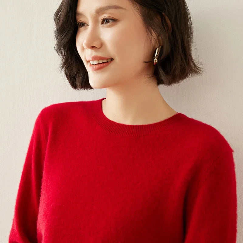 Women's crew-neck sweater, long sleeves, soft material
