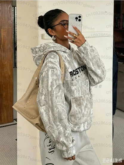 Women's camouflage hoodie, oversized fit, kangaroo pocket