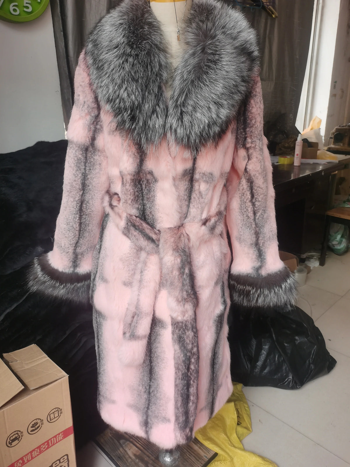 Faux Fur-Effect Winter Coat with Wide Collar and Belt