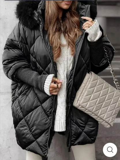 Women's quilted winter jacket with hood and faux fur trim