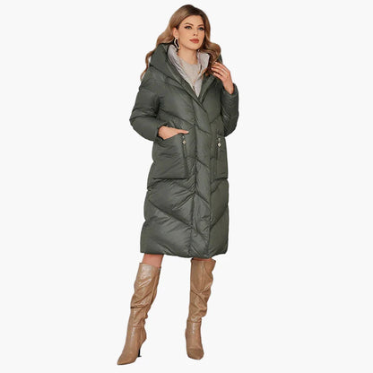 Women's winter quilted coat with hood – fashionable long parka for cold days