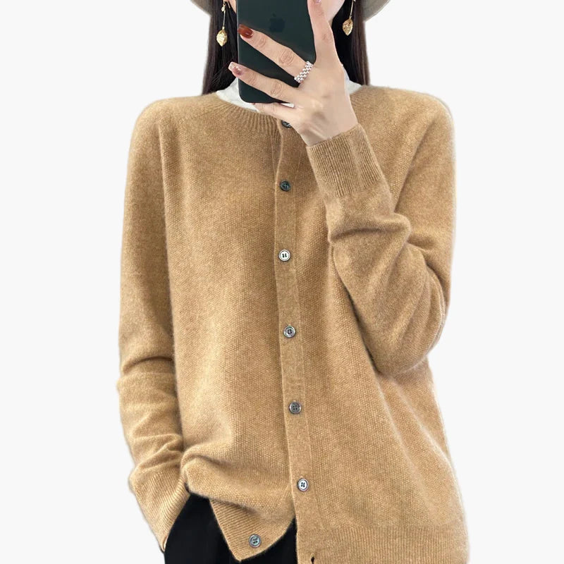 Women's knitted cardigan – Classic cardigan in elegant style for everyday and office use