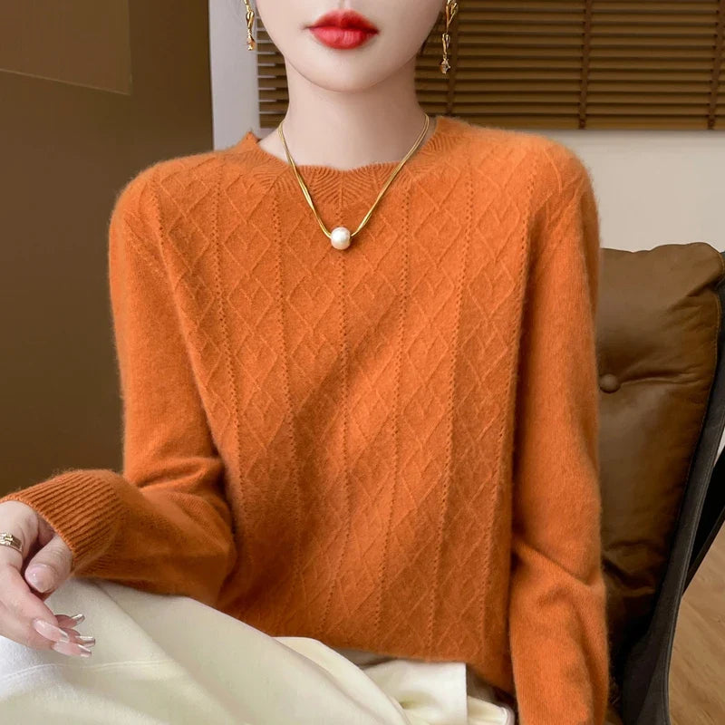 Women's crew-neck knitted sweater with diamond pattern long sleeves