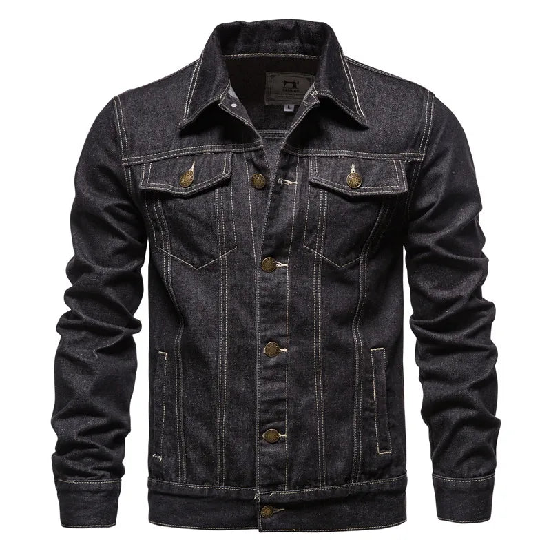 Men's denim jacket with a regular fit and buttons